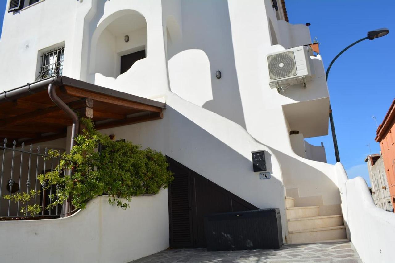 Casa Della Vespa オロゼーイ エクステリア 写真